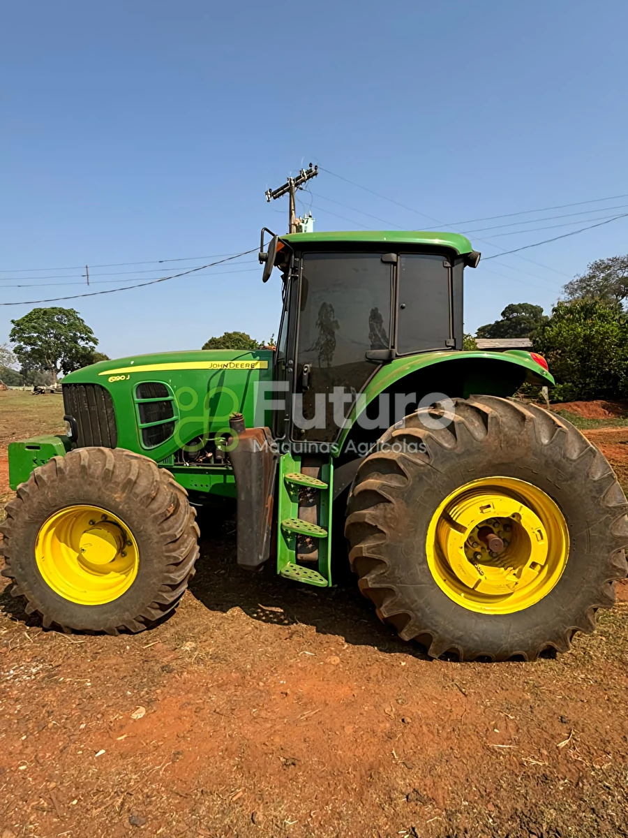 Trator John Deere 6190J ano 2017