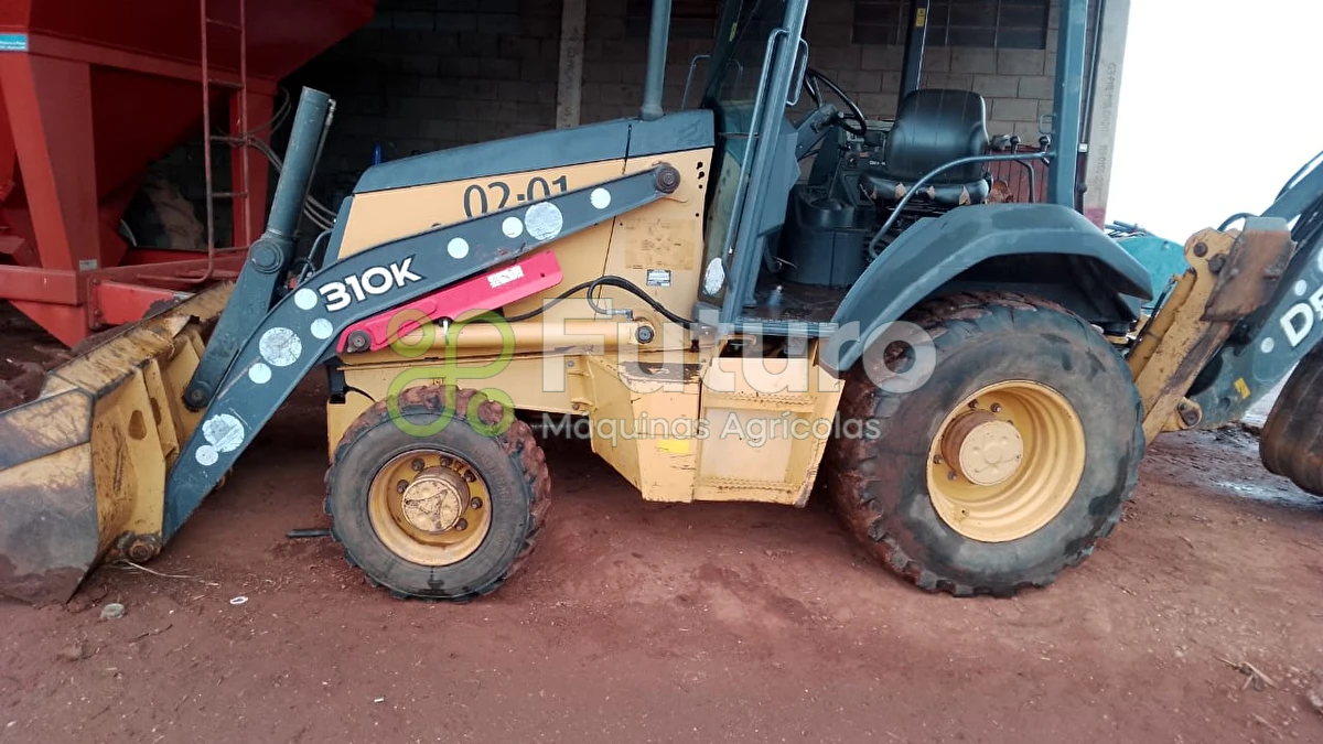 Retroescavadeira John Deere 310K ano 2014