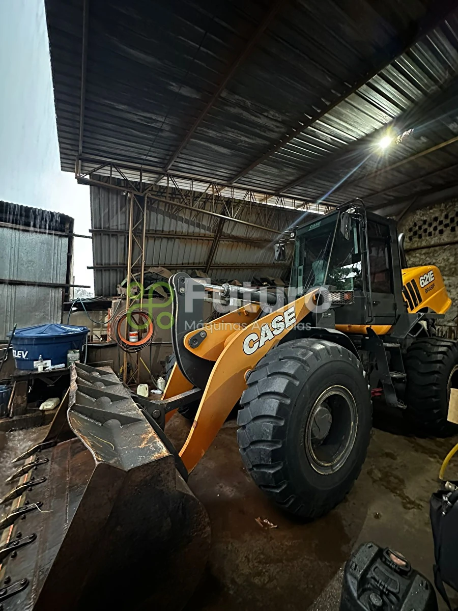 Pa Carregadeira Case 621E 2020