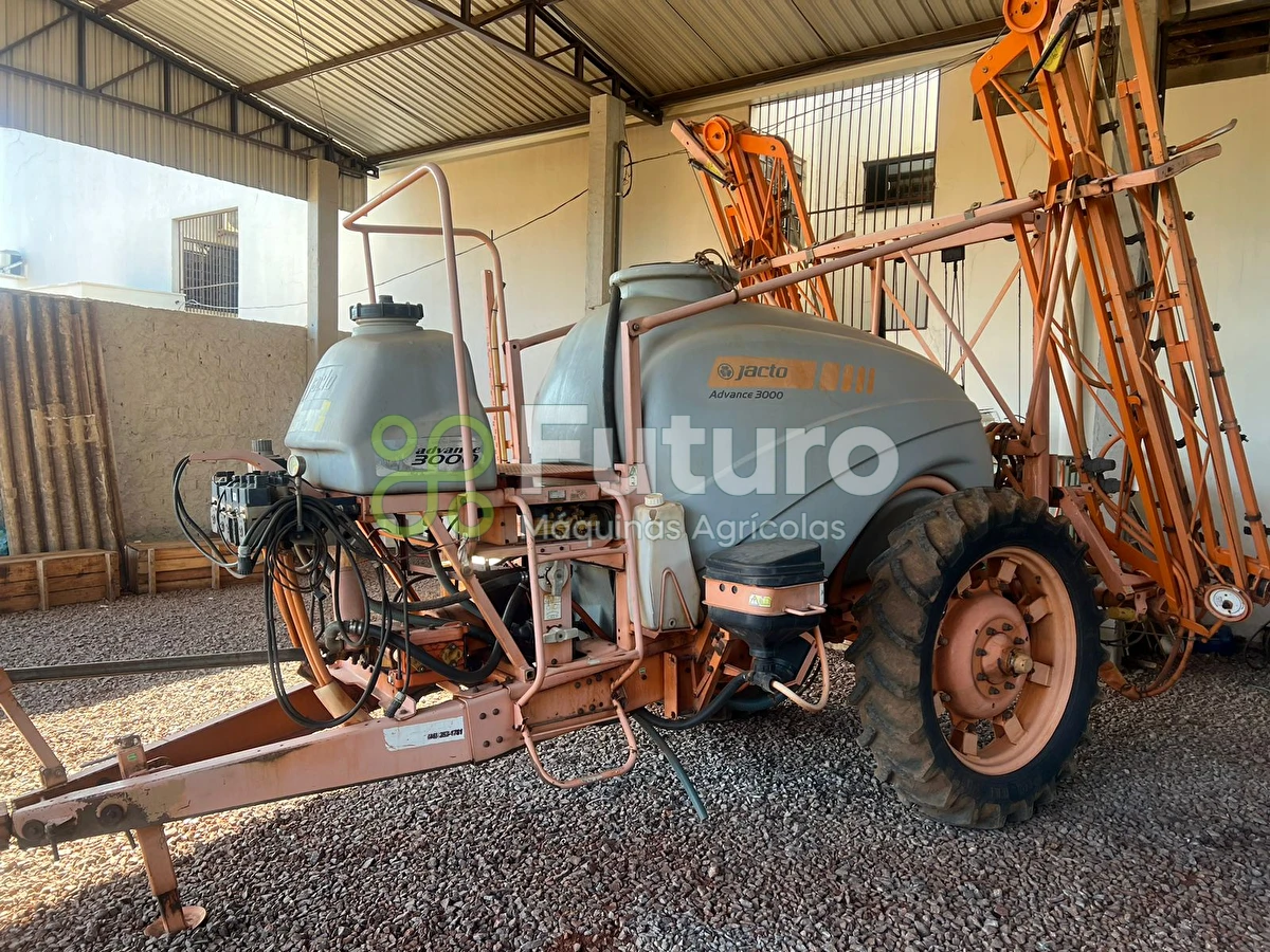 Pulverizador Jacto Advanced 3000 ano 2003