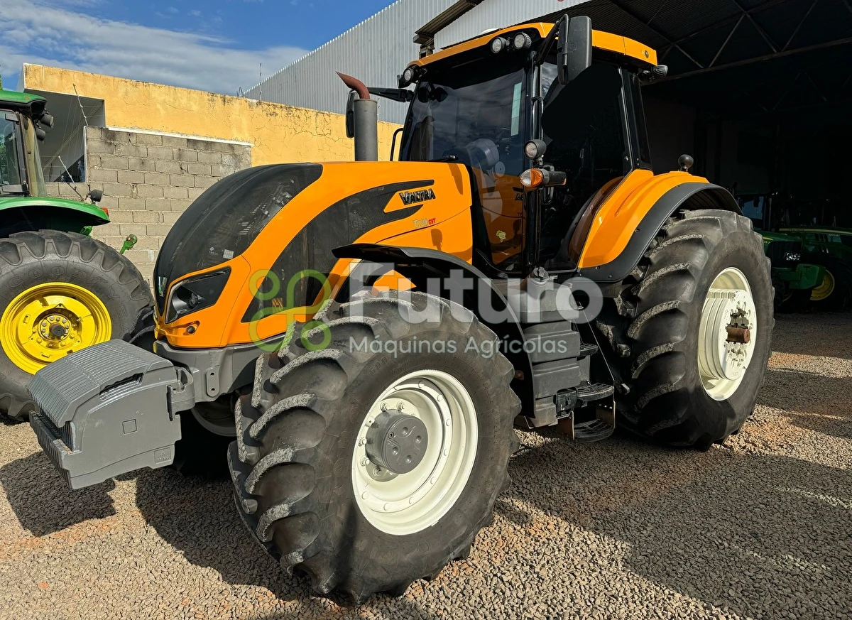 Trator Valtra CVT 230 ano 2022