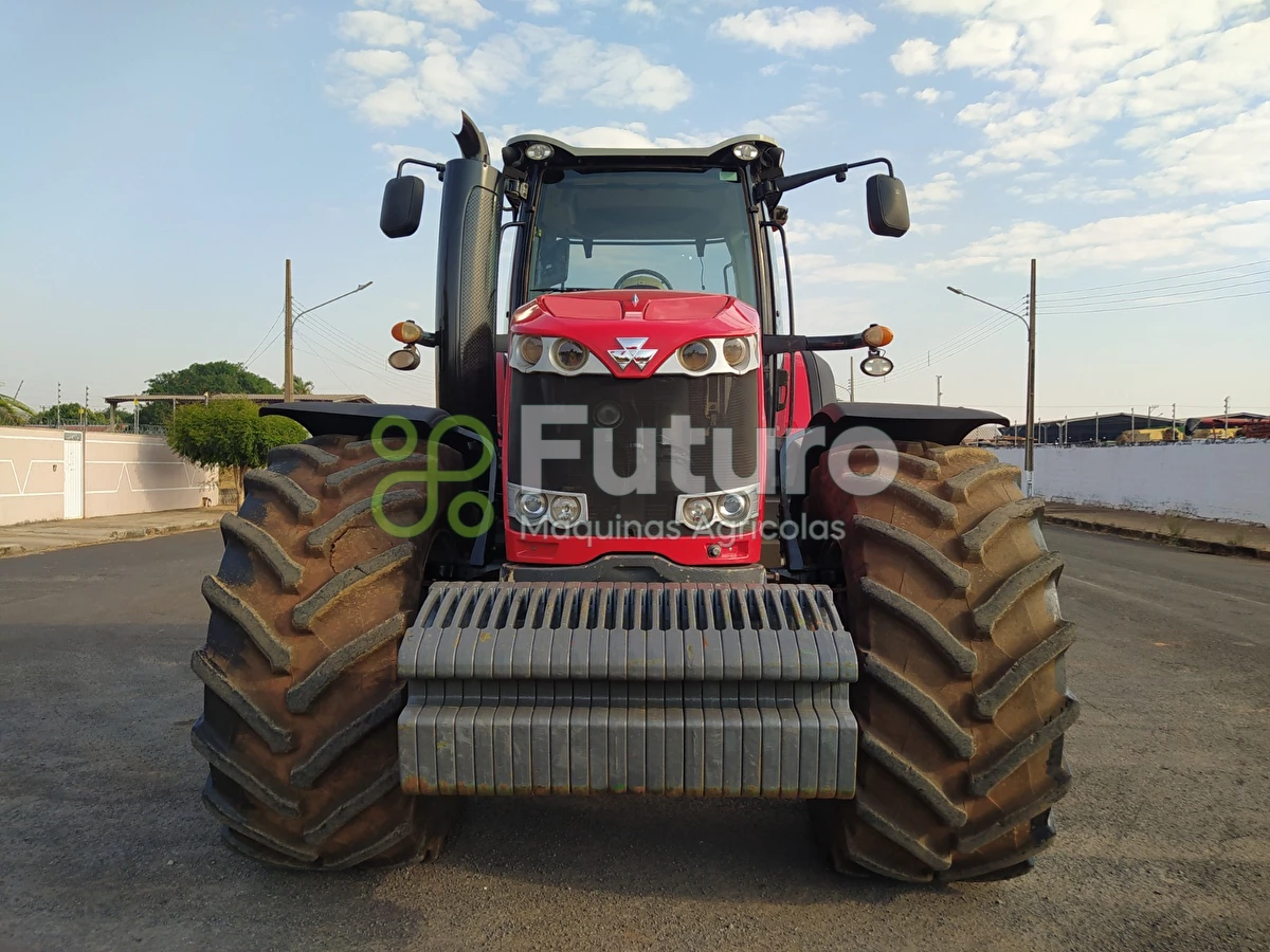 Trator Massey Ferguson 8690 ano 2017