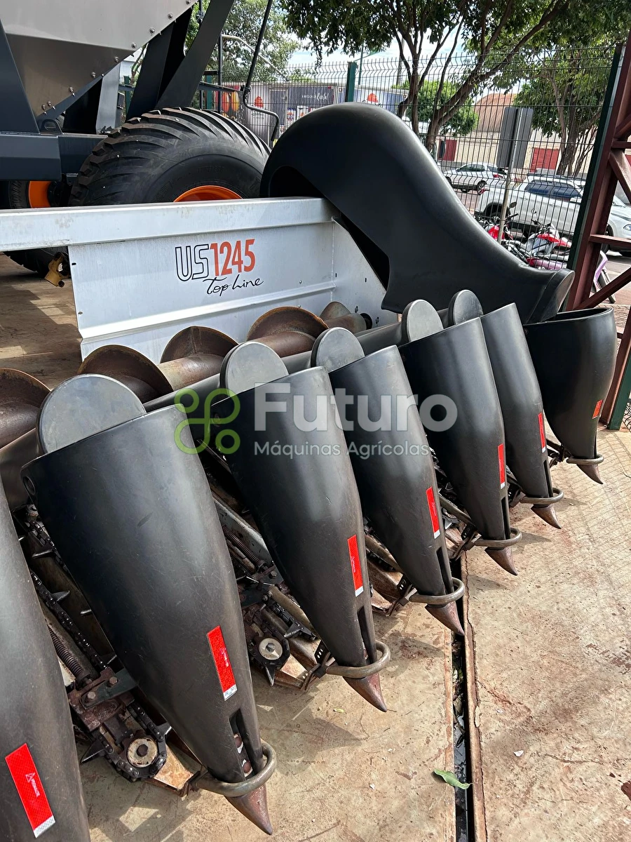 Plataforma GTS US1245 ano 2004