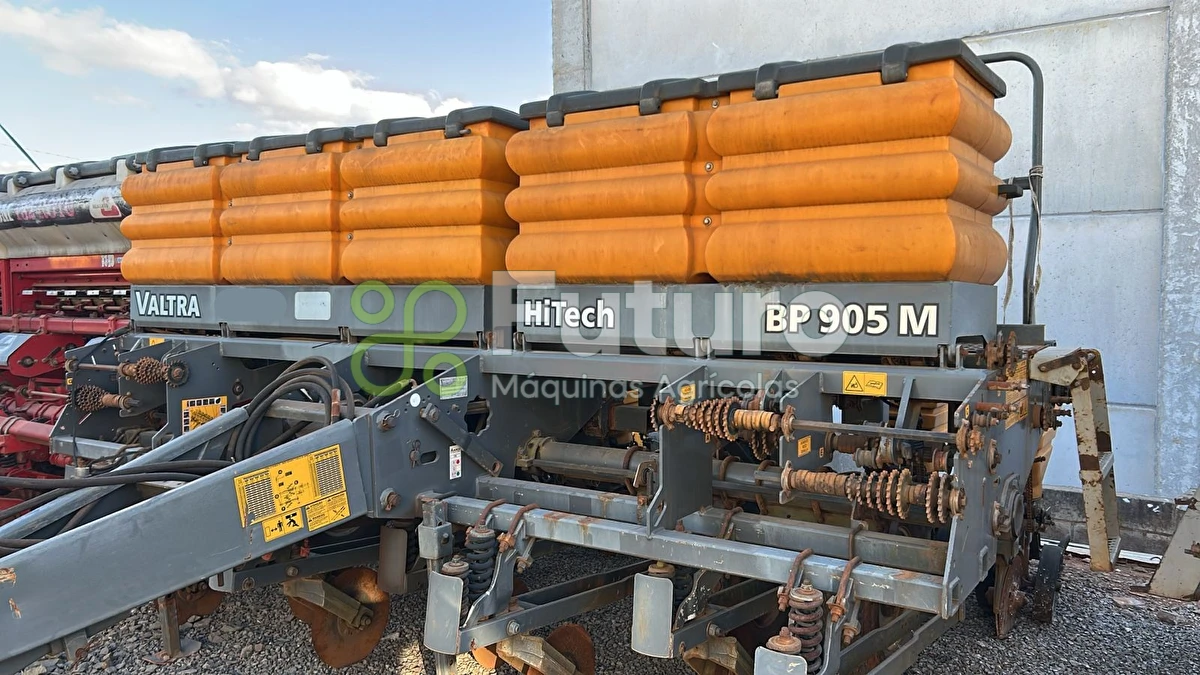 Plantadeira Valtra BP 905 M ano 2015