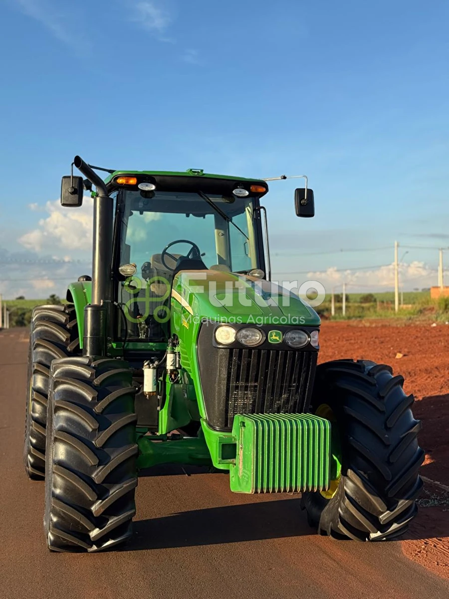 Trator John Deere 7230 J ano 2021