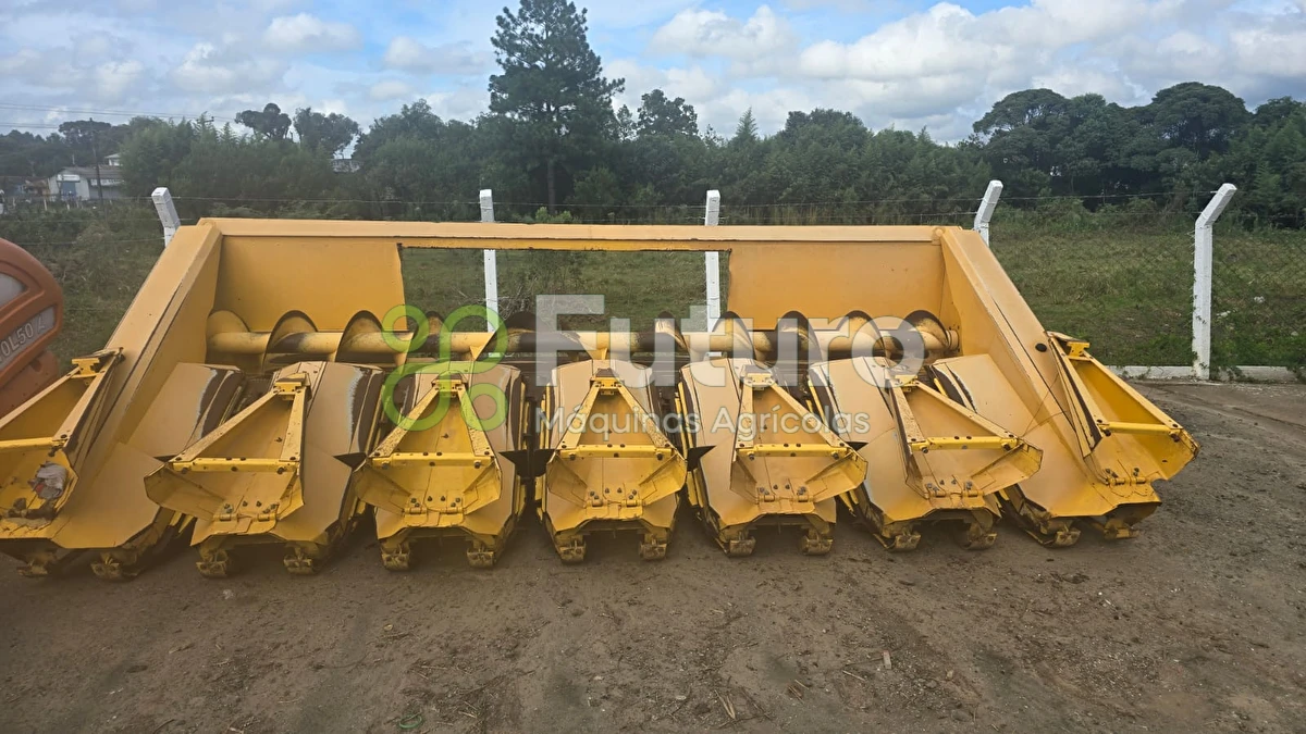 Plataforma New Holland BM6 ano 2006