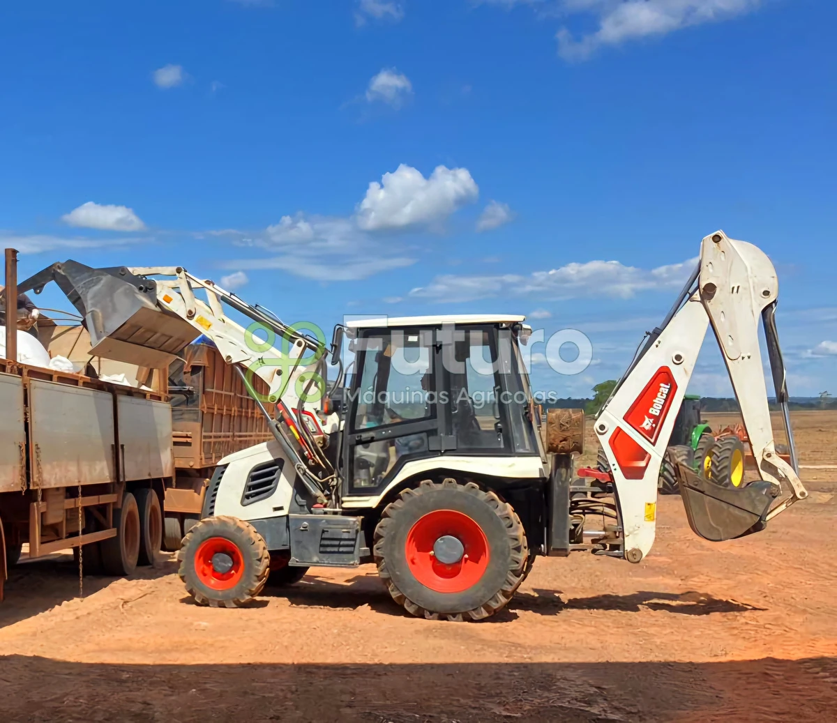 Retroescavadeira Bobcat B760 ano 2021