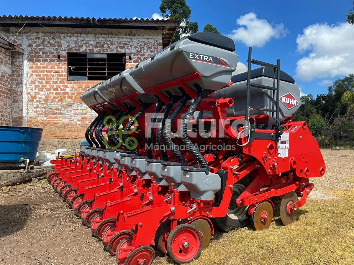Plantadeira Kuhn PG 1100 ano 2022