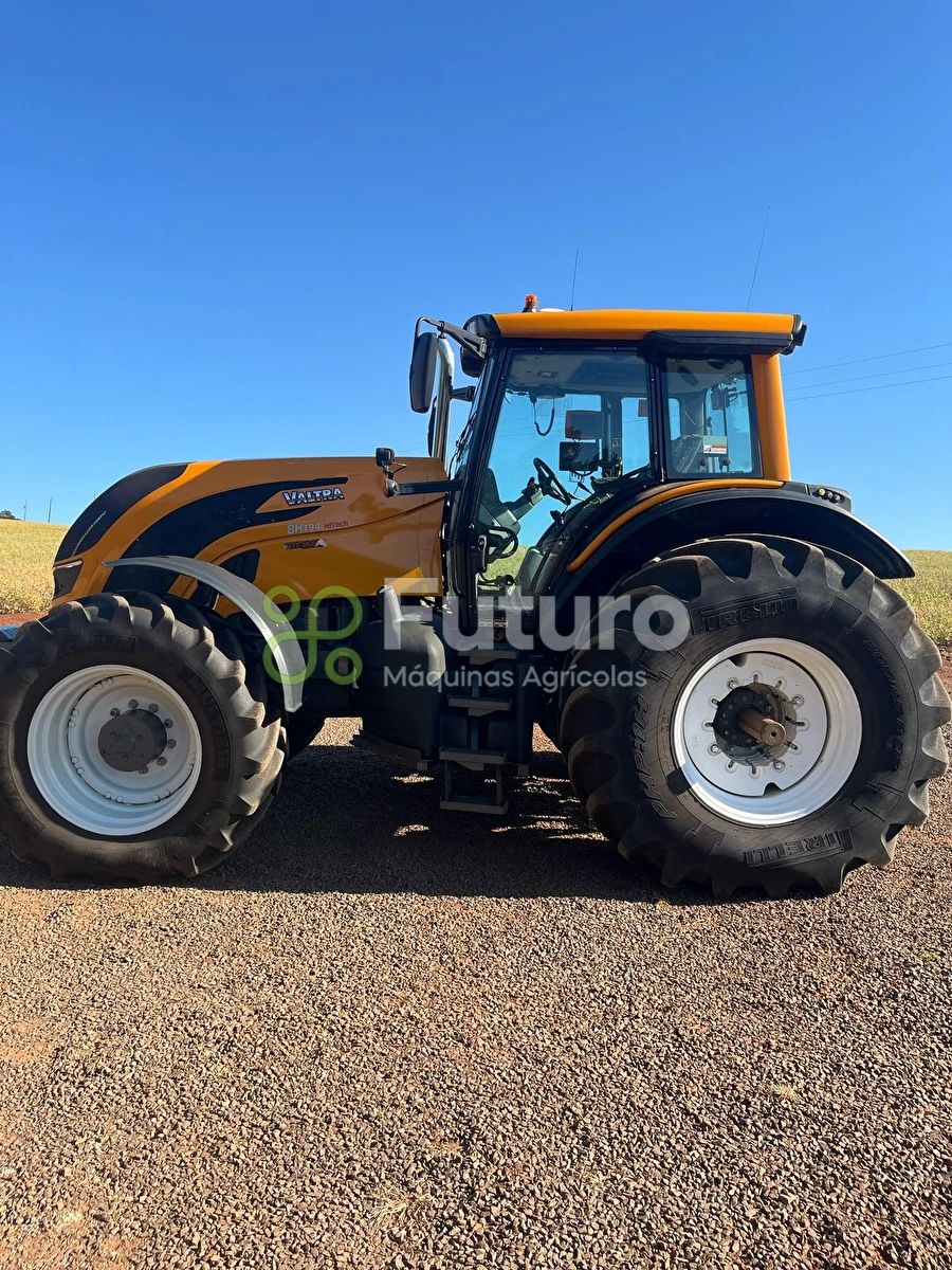 Trator Valtra BH 194 ano 2022