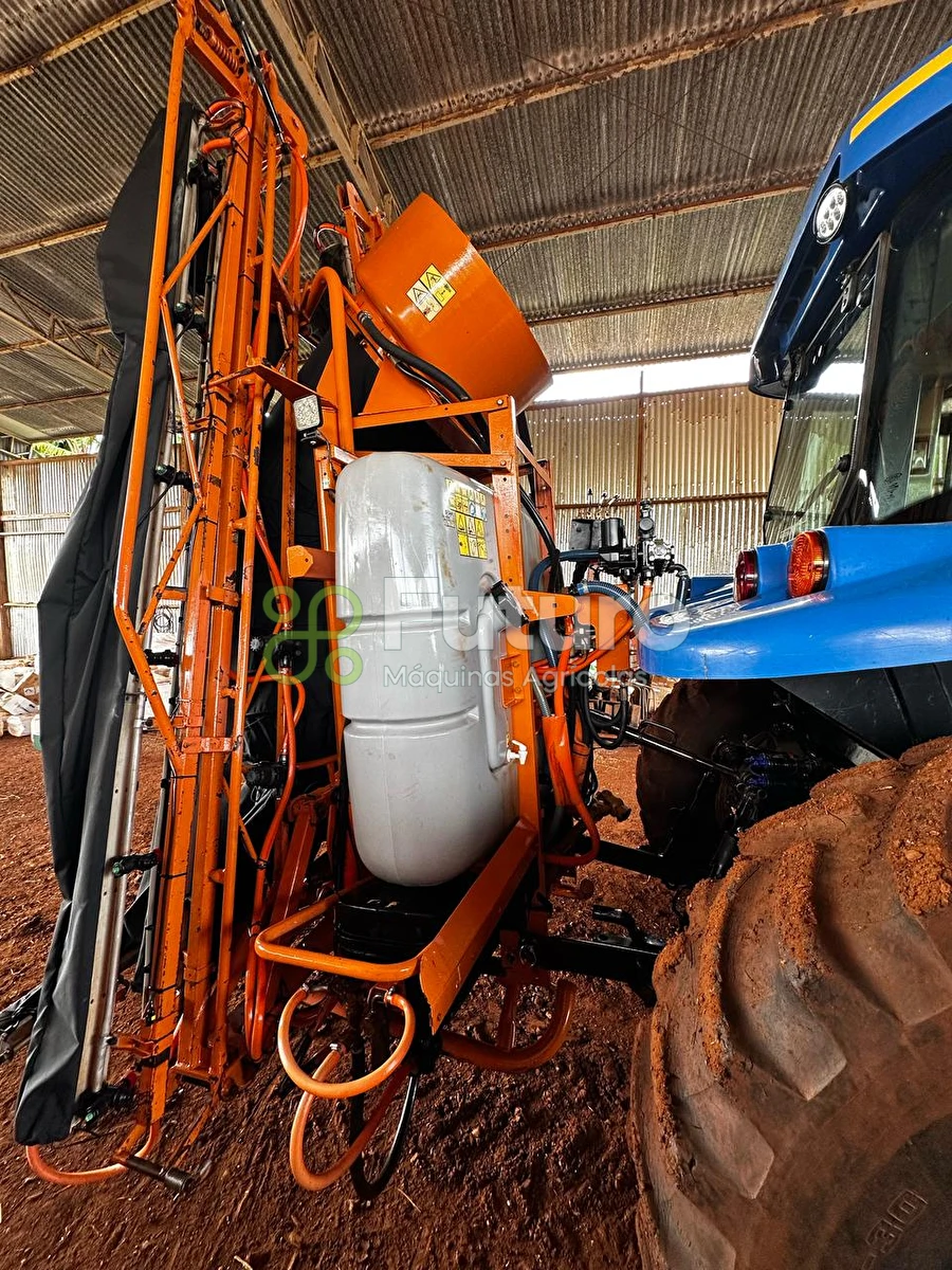 Pulverizador Jacto Condor 600 ano 0