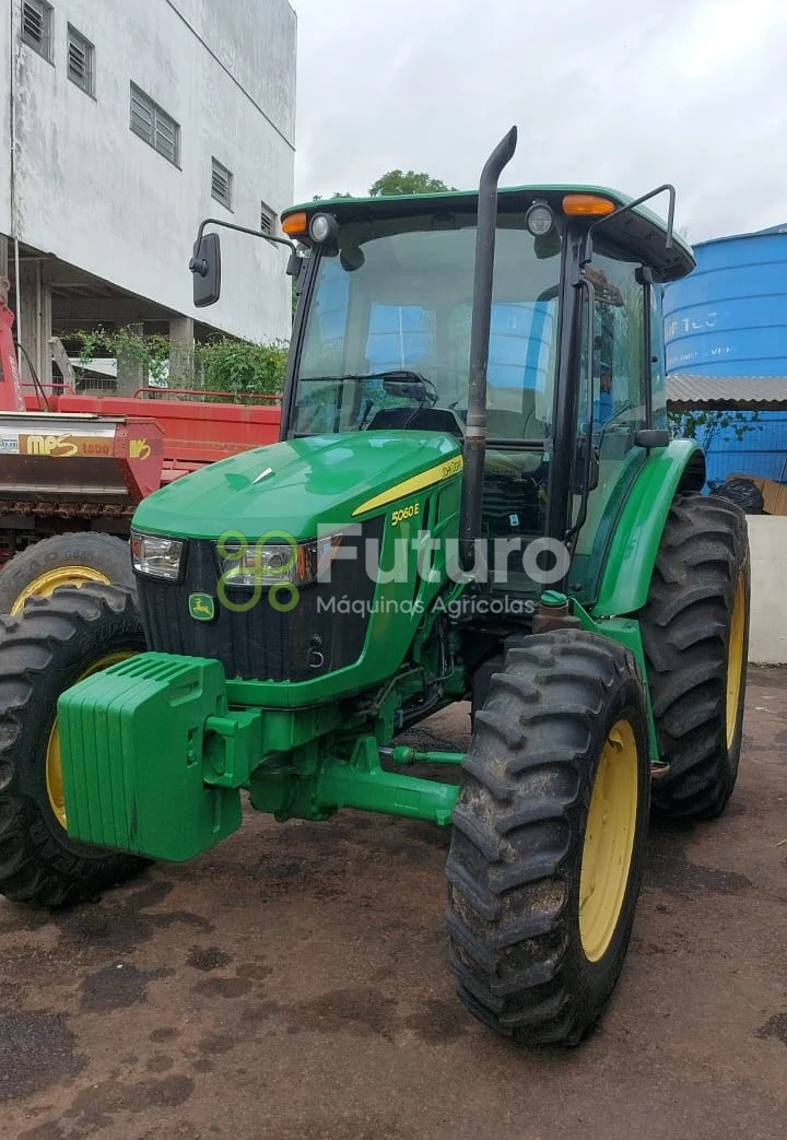 Trator John Deere 5060E ano 2019