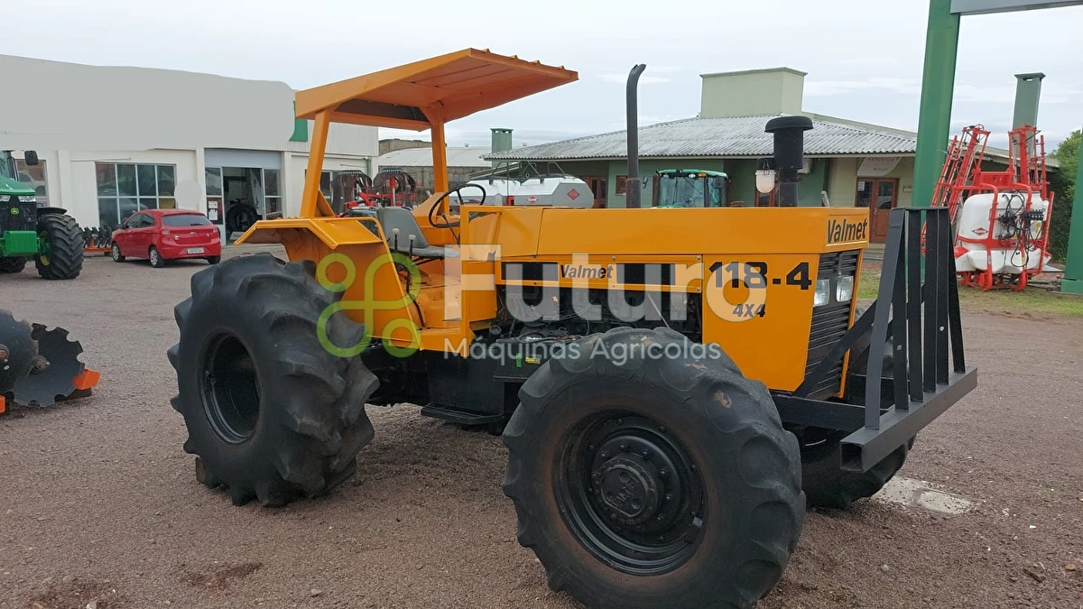 Trator Valmet 118 ano 1985