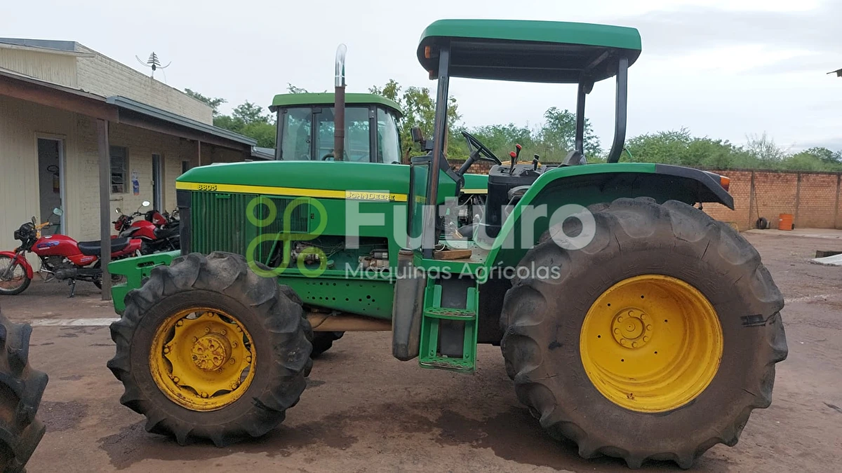 Trator John Deere 6605 ano 2004
