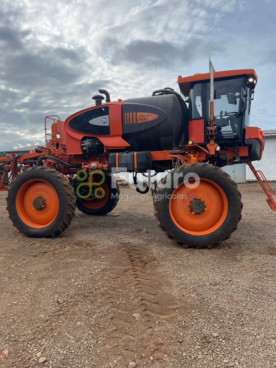 Pulverizador Montana Stronger 3030 ano 2014