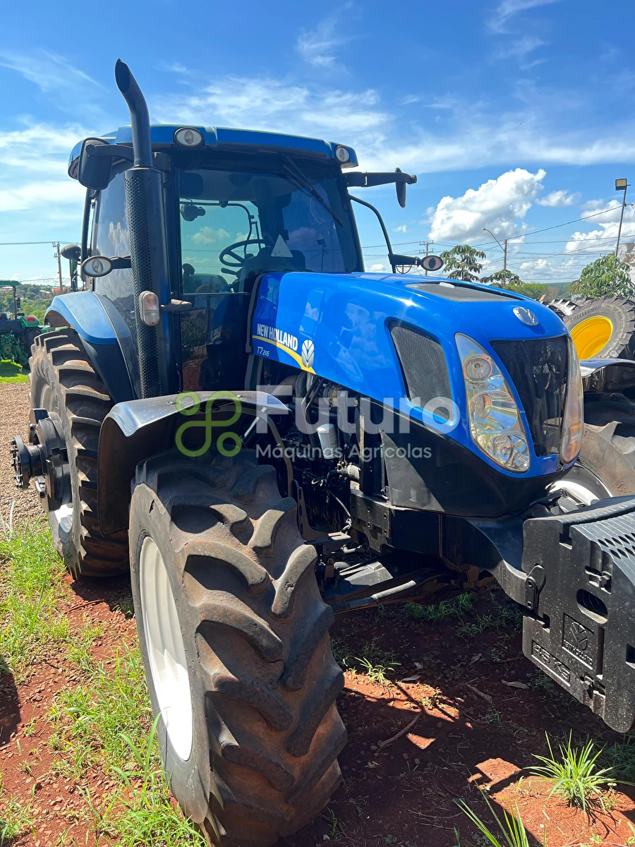 Trator New Holland T7.245 ano 2015