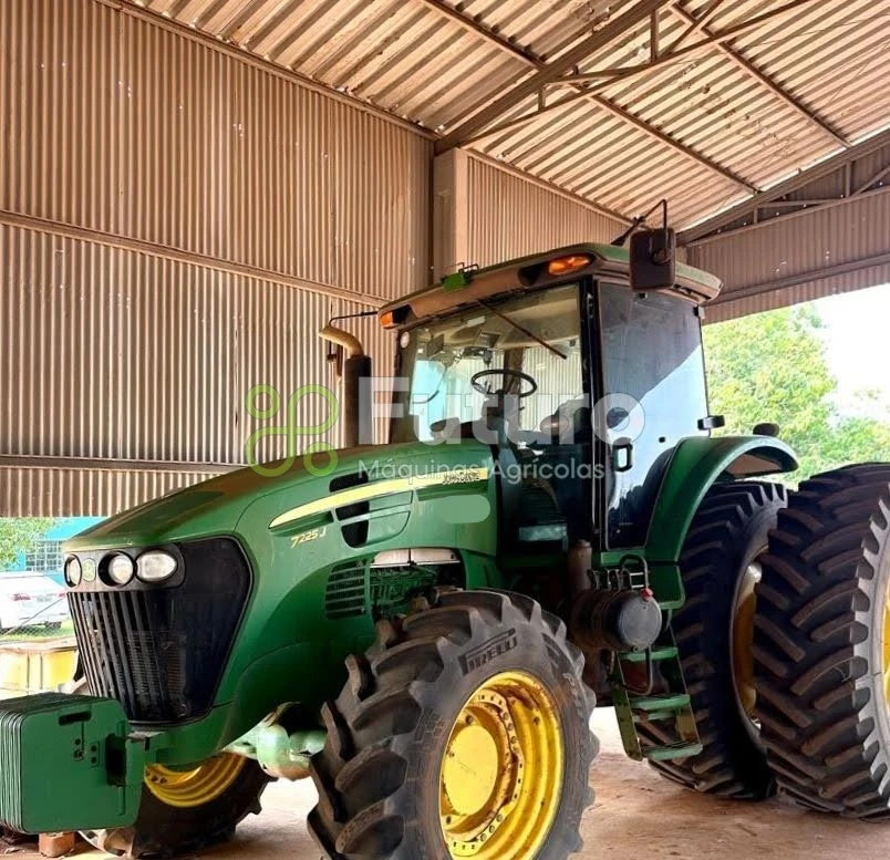 Trator John Deere 7225j ano 2014