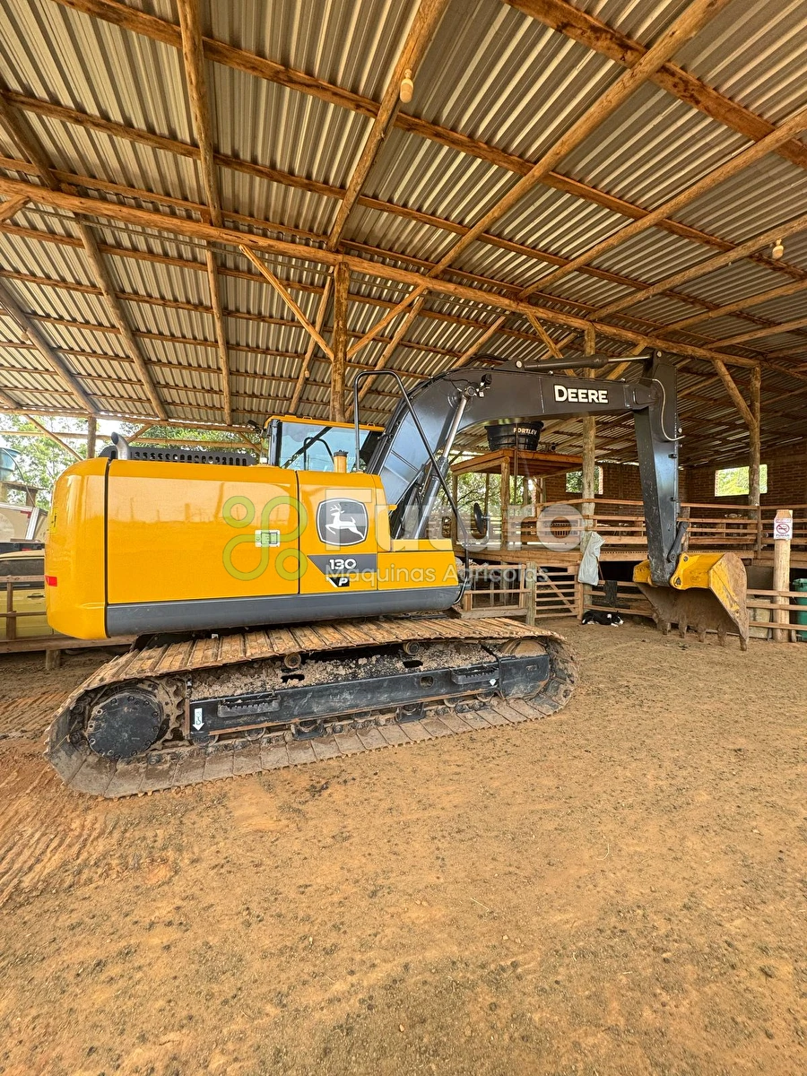 Outros caminhões John Deere 130P ano 2024