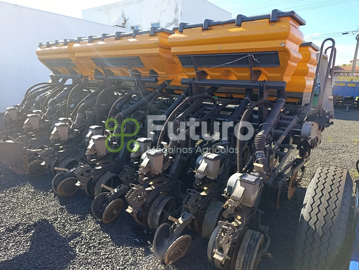 Plantadeira Valtra BP 1307CF ano 2021