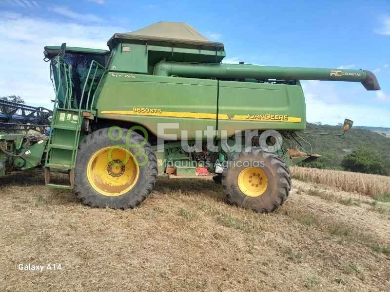 Colheitadeira John Deere 9650 2009