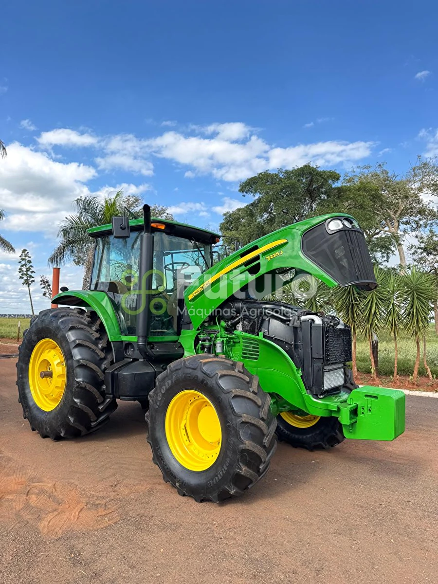 Trator John Deere 7225j ano 2016
