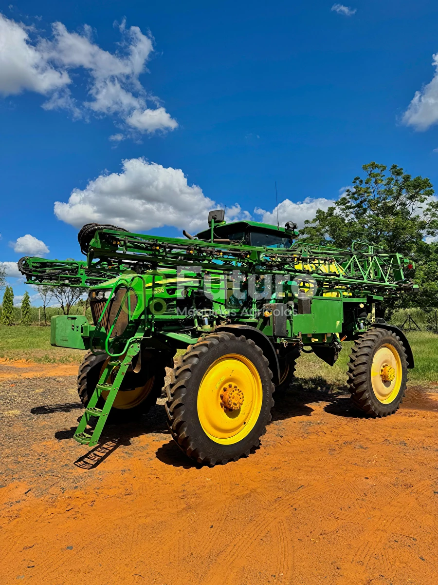 Pulverizador Autopropelido John Deere 4730 ano 2014