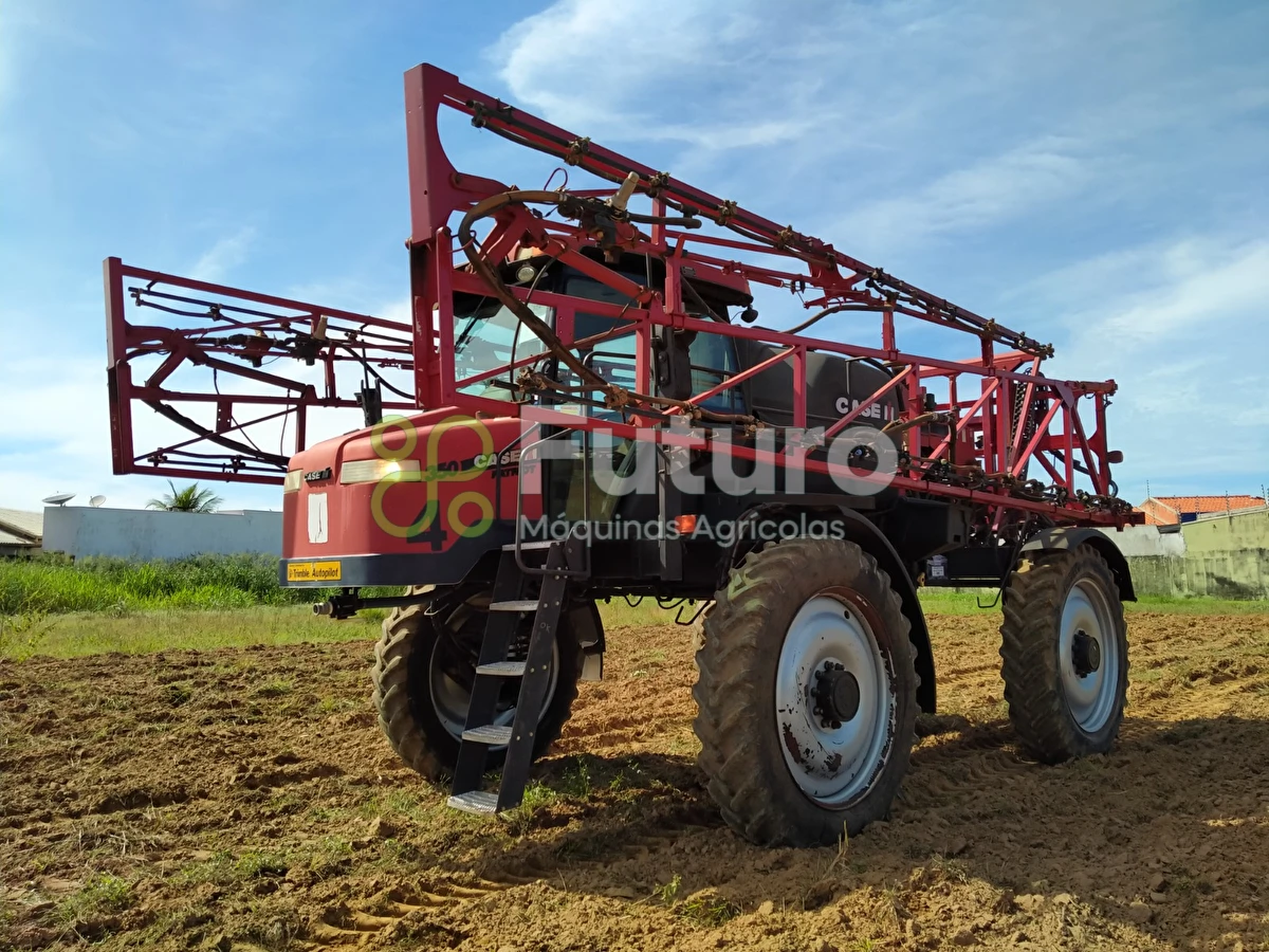 Pulverizador Autopropelido Case Patriot 350 ano 2012