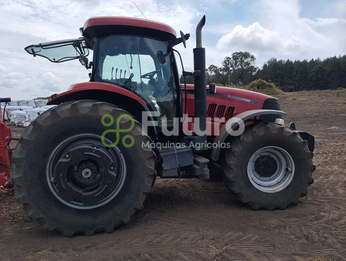 Trator Case PUMA 200 ano 2018