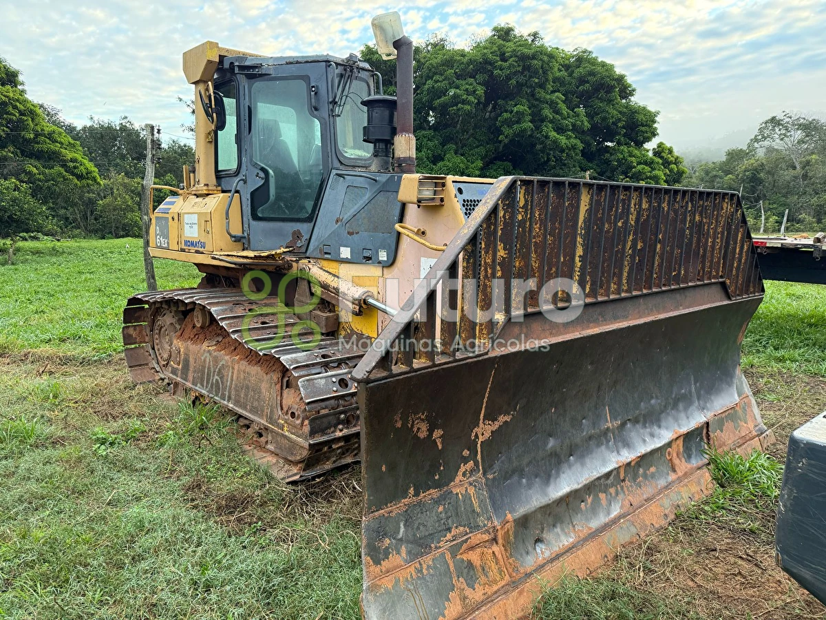 Trator de Esteira Komatsu D61-EX ano 2013