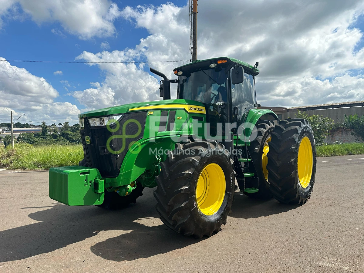Trator John Deere 7230M ano 2024
