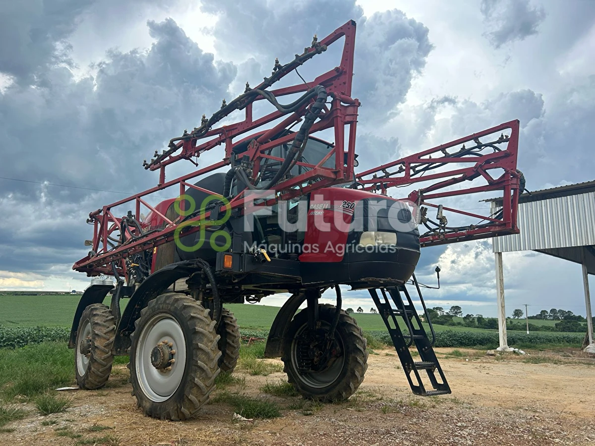 Pulverizador Autopropelido Case Patriot 250 ano 2020
