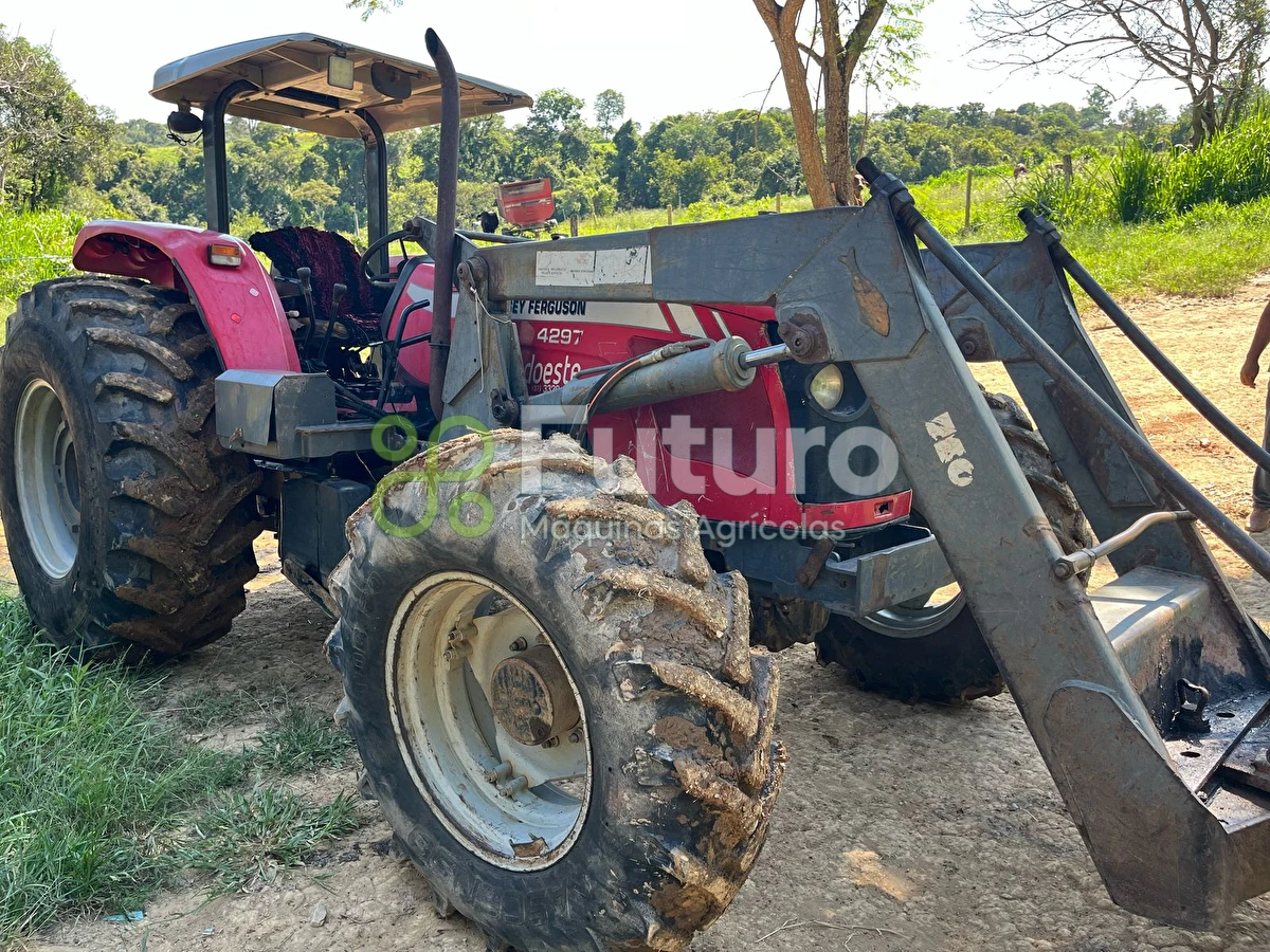 Trator Massey Ferguson 4297 ano 2012