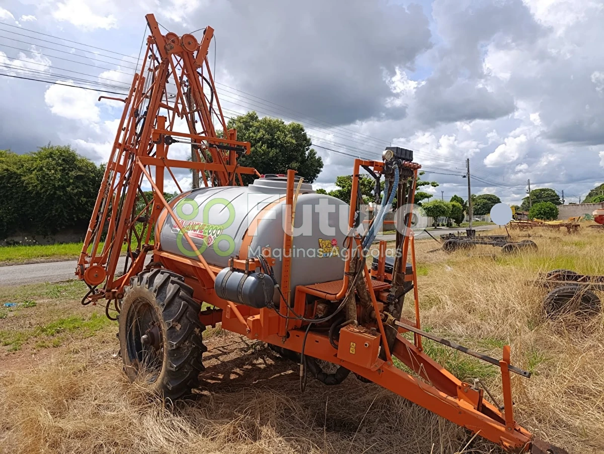Pulverizador IMEP Avalanche 2000 ano 2022