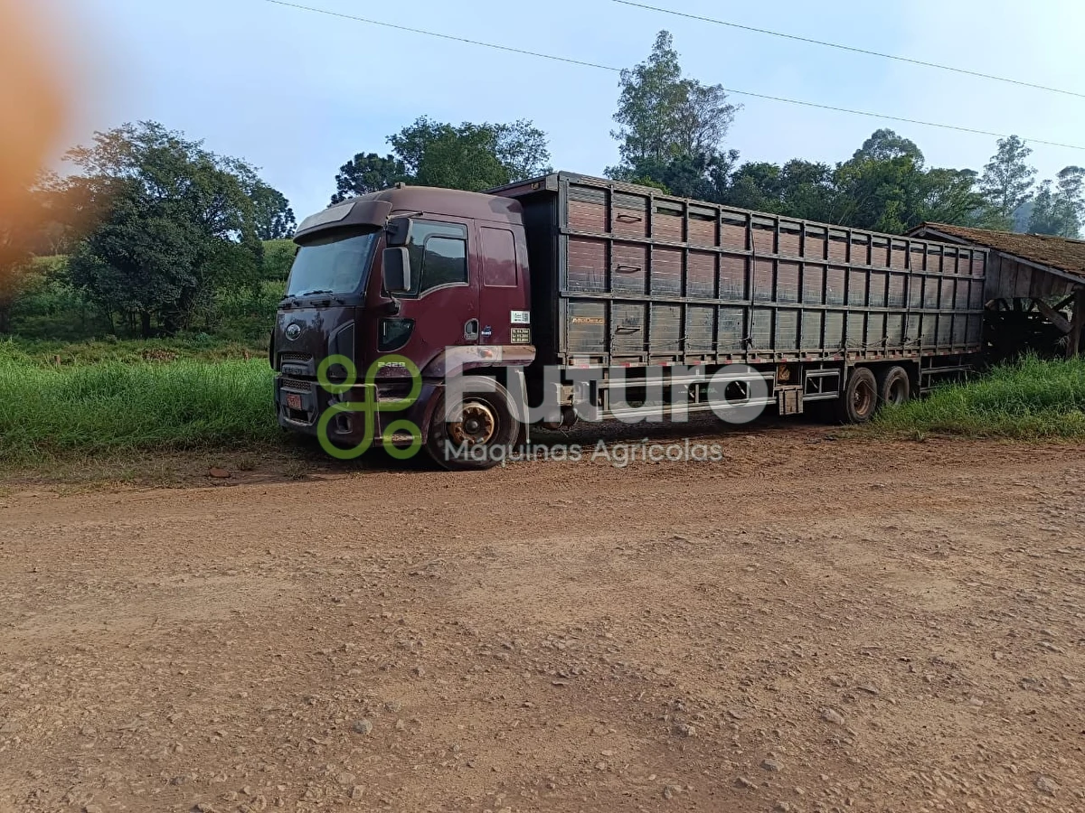 Caminhão Ford CARGO 2429 ano 2015
