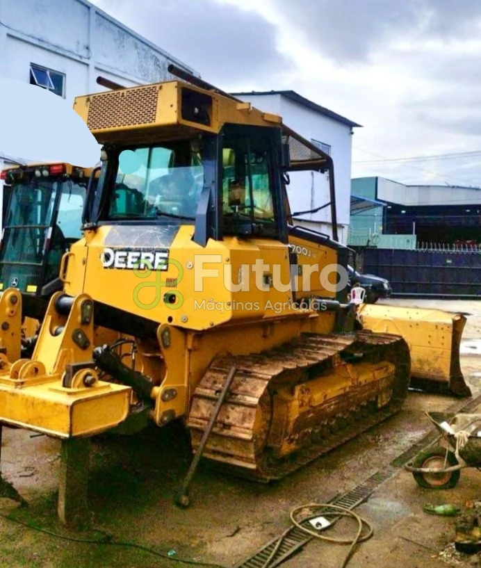 Trator de Esteira John Deere 700J-II ano 2018