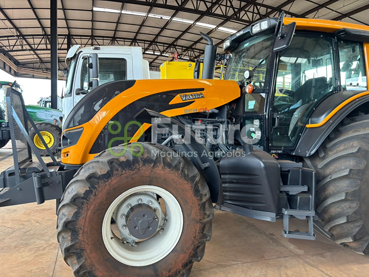 Trator Valtra BH194 ano 2022