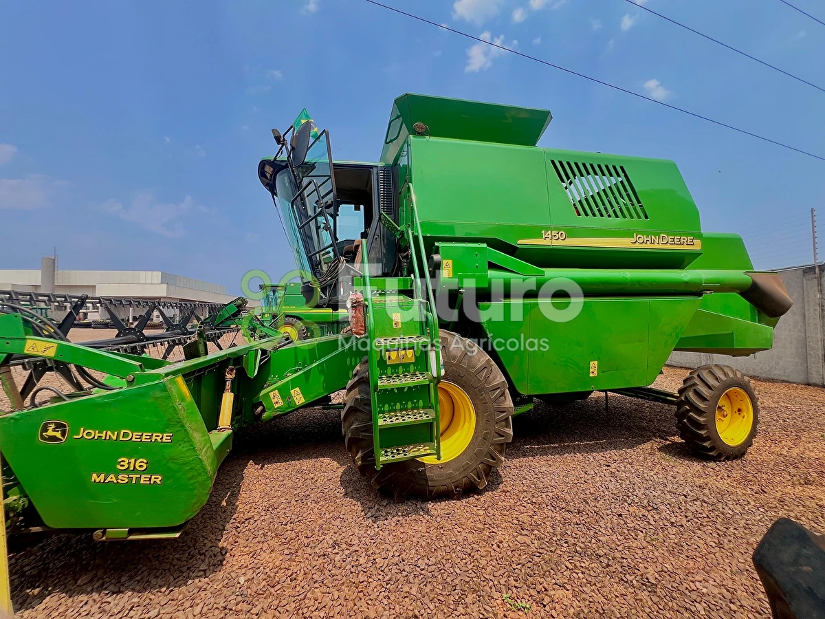 Colheitadeira John Deere 1450 ano 2001