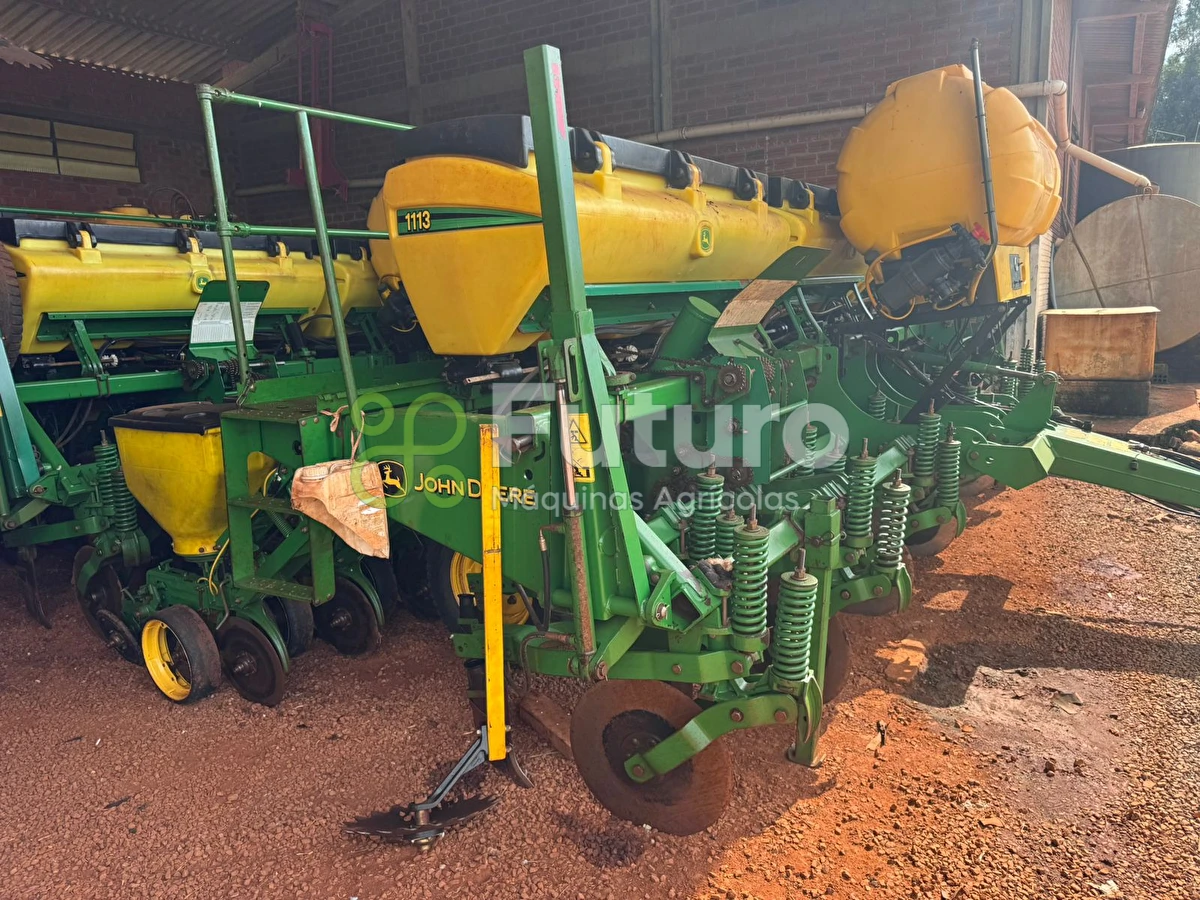 Plantadeira John Deere 1113 ano 2012