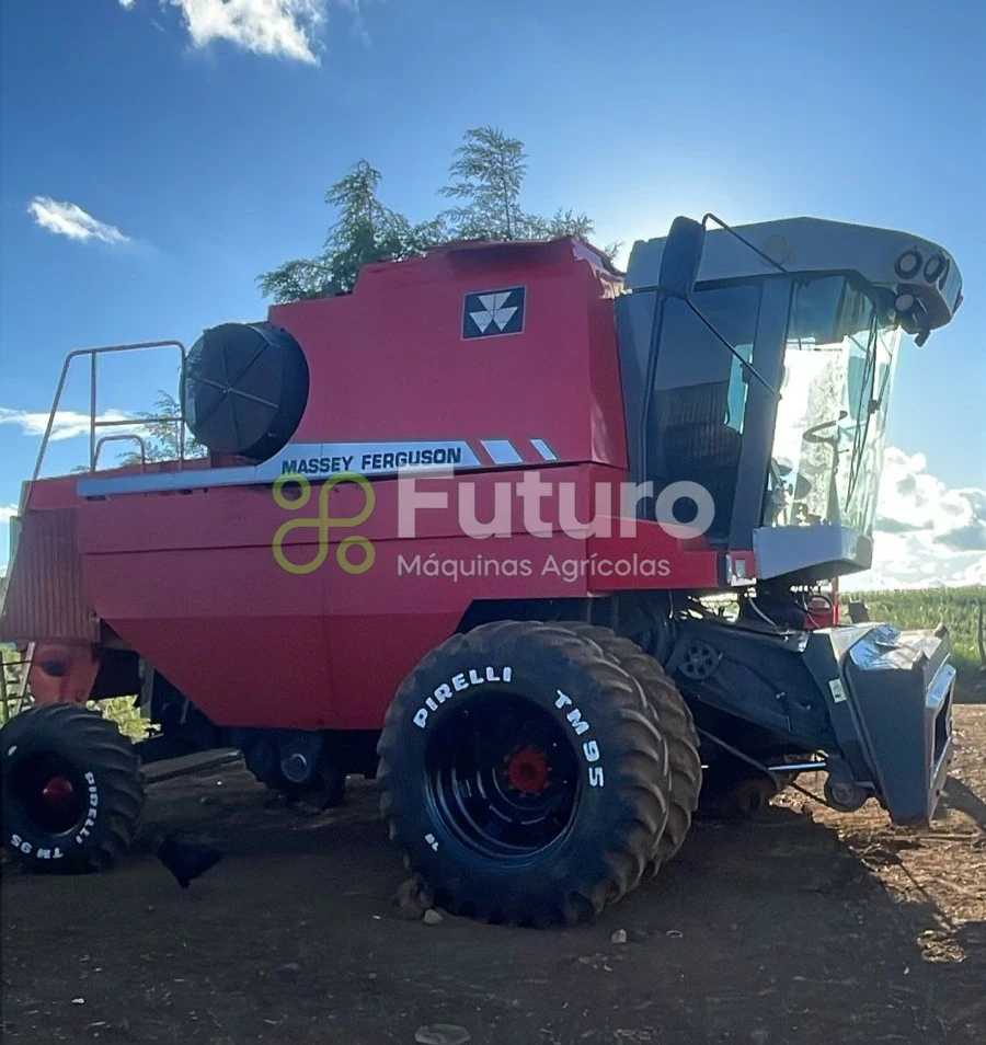 Colheitadeira Massey Ferguson 32SR ano 2013