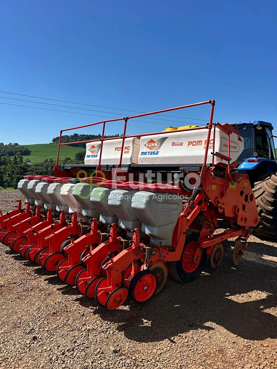 Plantadeira Kuhn PG 900 ano 2010