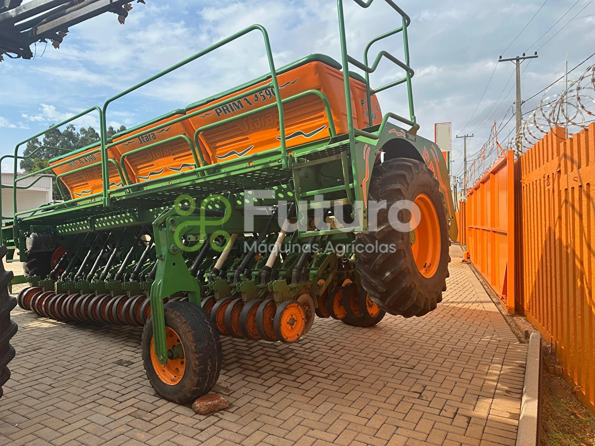 Plantadeira Stara PRIMA 4590 ano 2016 - PRIMA 4590 - Implementos para Plantio