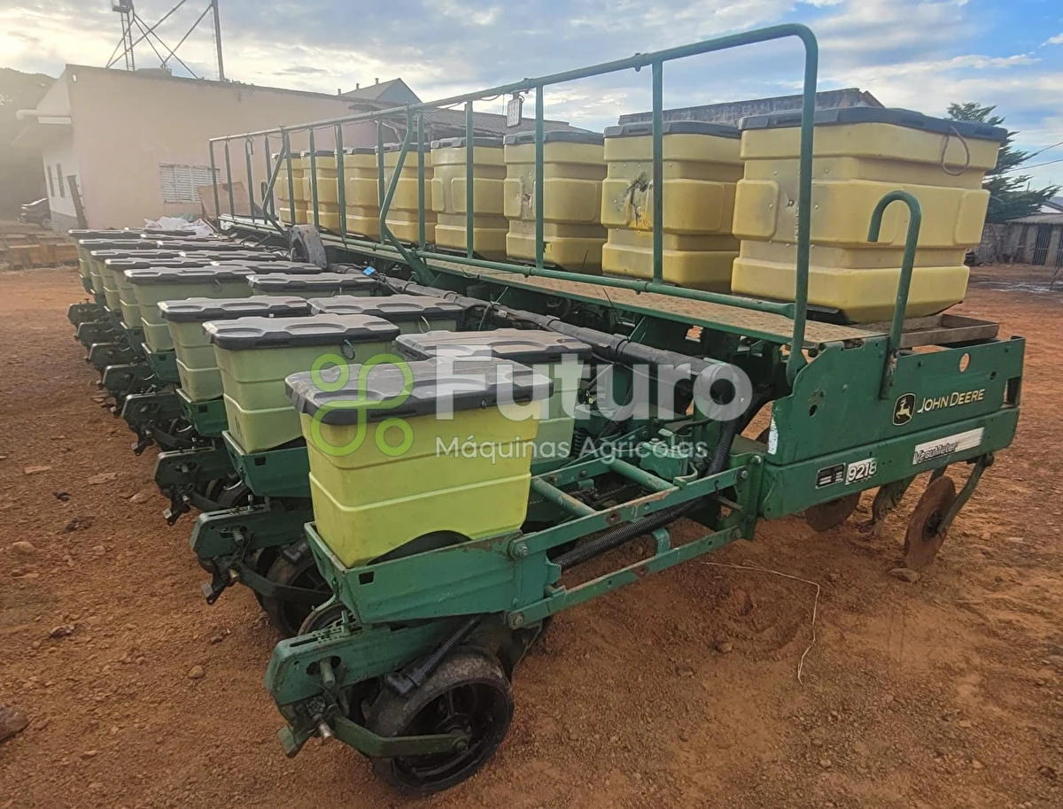 Plantadeira John Deere 9218 ano 2006