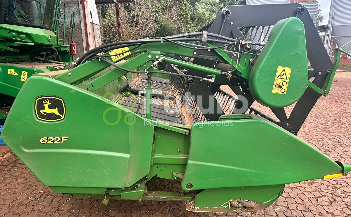 Plataforma John Deere 622F ano 2016