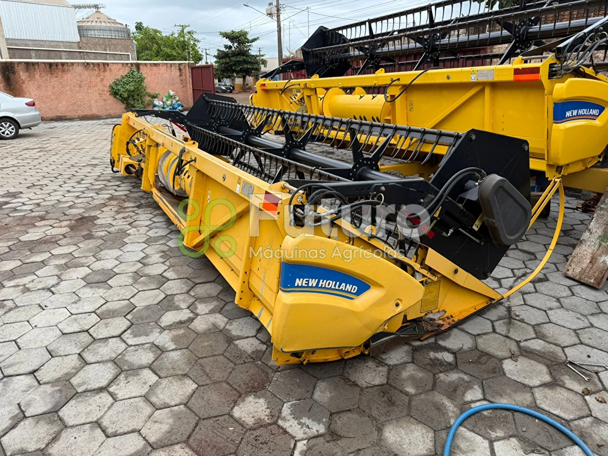 Plataforma New Holland 30F ano 2016