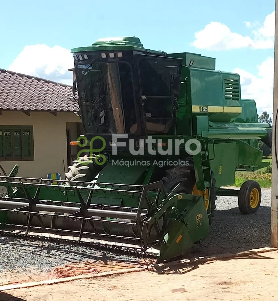 Colheitadeira John Deere 1165 ano 2000