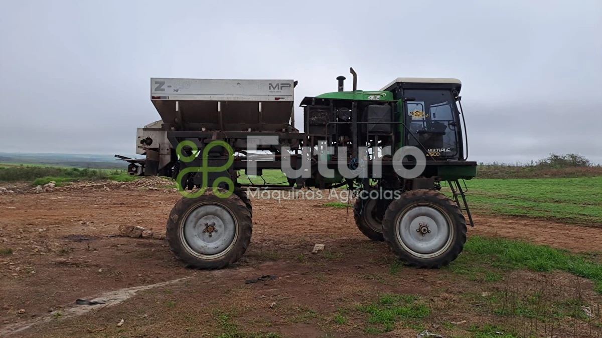 Pulverizador Autopropelido Metalfor MULTIPLE 2500 ano 2009