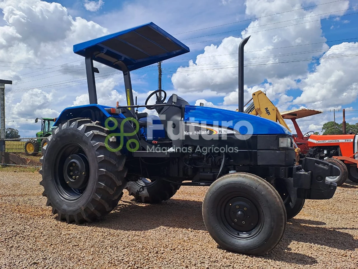 Trator New Holland TL 75E ano 2002