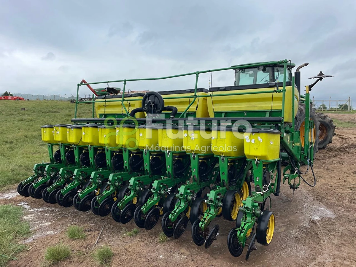 Plantadeira John Deere 1111 ano 2014