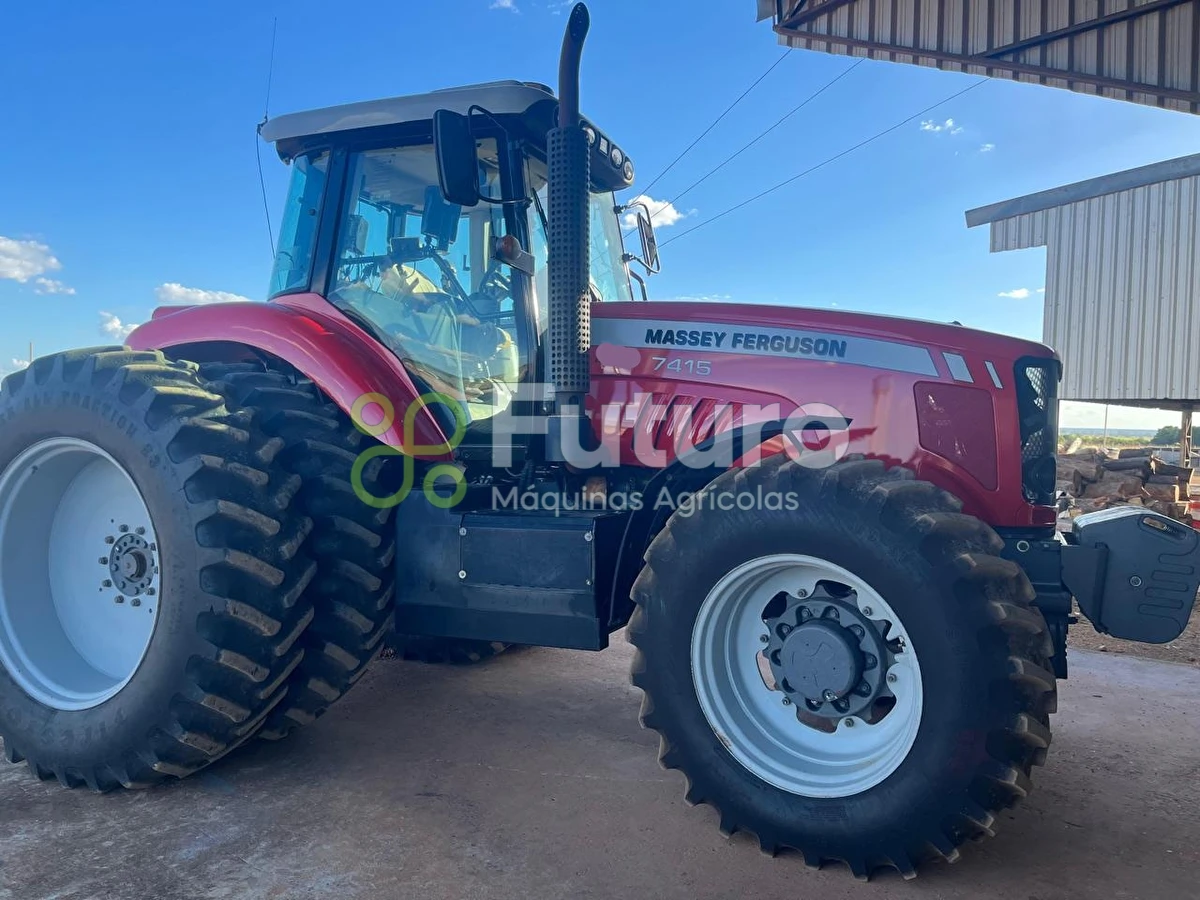 Trator Massey Ferguson 7415 ano 2012