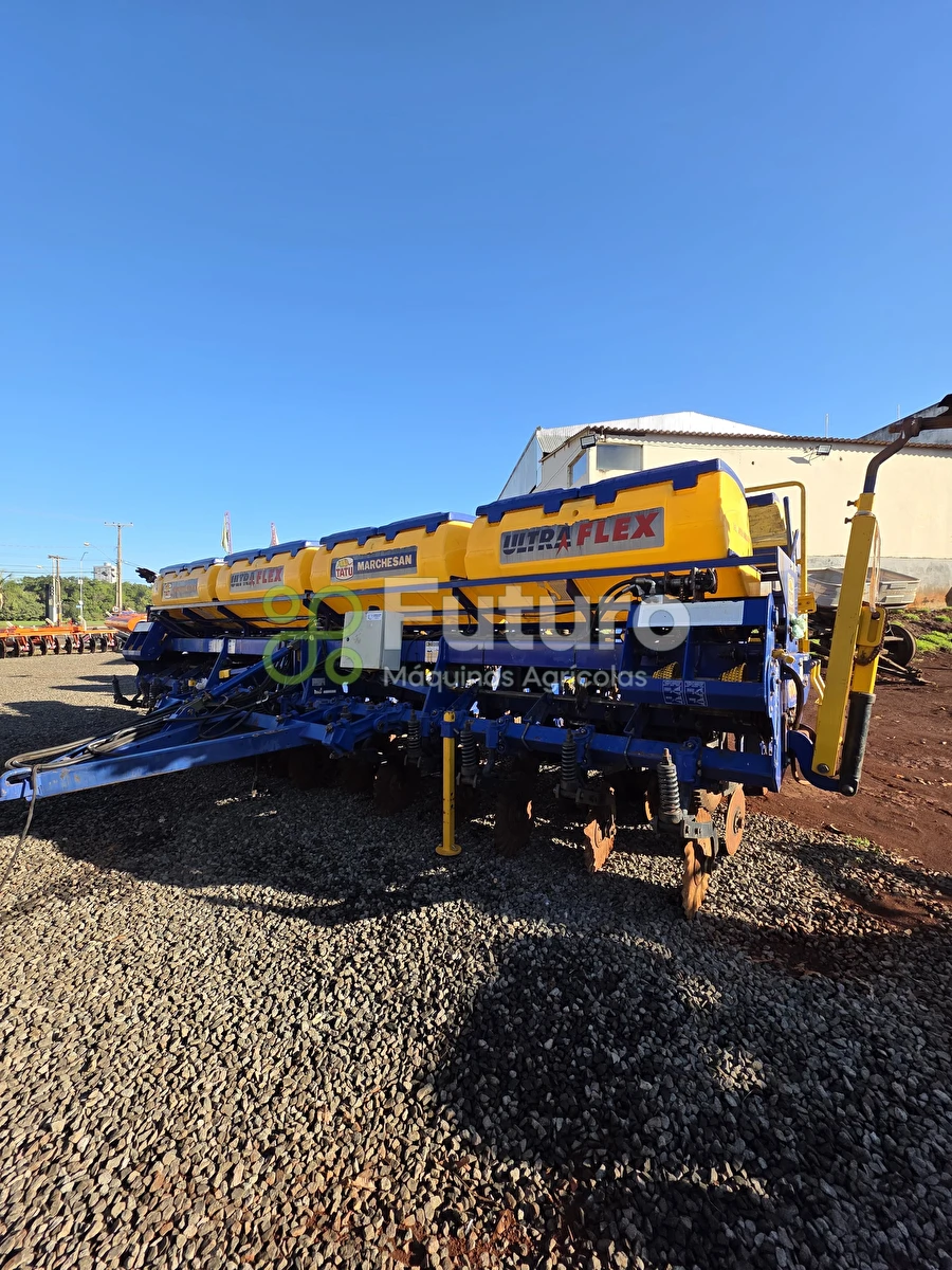 Plantadeira Tatu Marchesan Ultraflex ano 2019