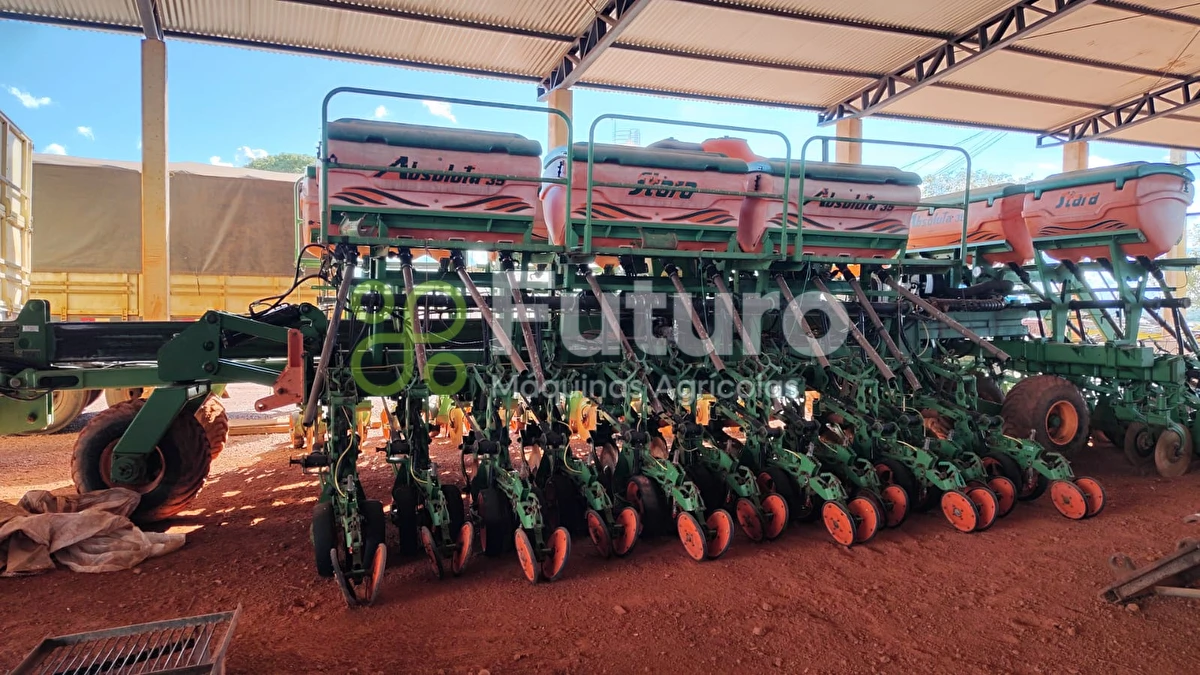Plantadeira Stara ABSOLUTA 35 ano 2012 - ABSOLUTA 35 - Implementos para Plantio